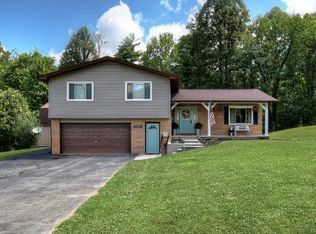 119 Meadowstone Dr, Unicoi, TN 37692