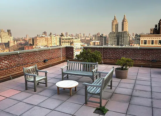 Sold by Compass | media 12