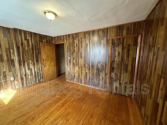 2nd image of 680-682 Wager St