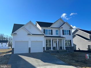 24031 Woodmore Dr, Hollywood, MD 20636
