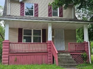 10422 Dove Ave, Cleveland, OH 44105