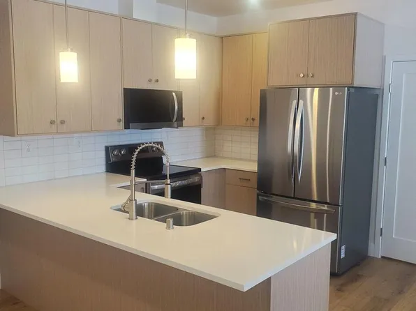 16 E 7th St, Deer Park, WA 99006