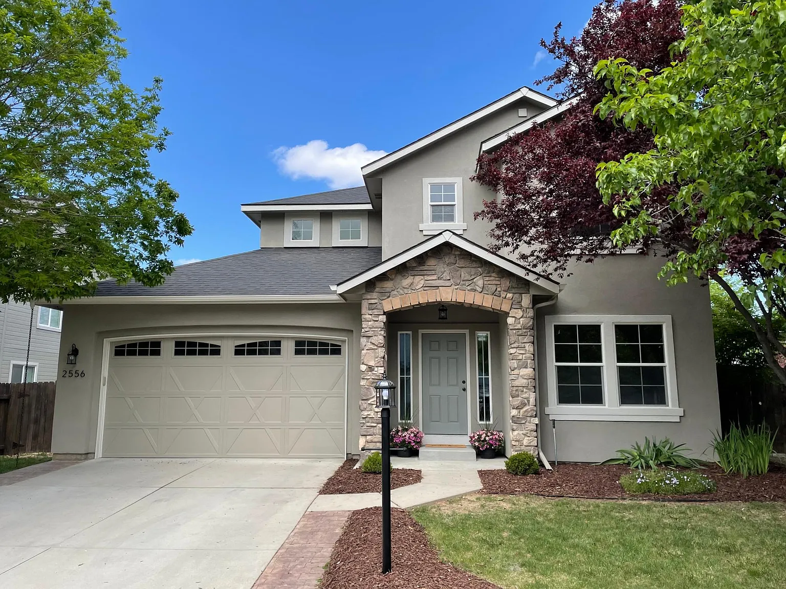 2556 W Tango Creek Dr — Photo 1