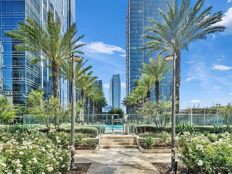 877 Francisco St #728 — Photo 48