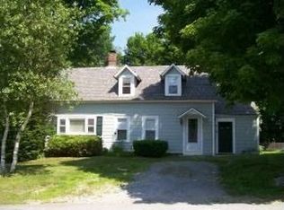 2 Prospect St, Hillsboro, NH 03244