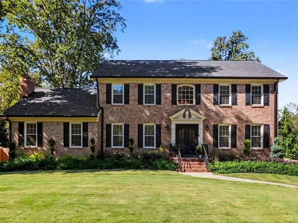6546 Rosecommon Dr, Peachtree Corners, GA 30092