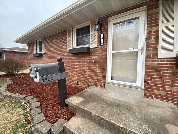 3rd image of 1512 Joy Ave