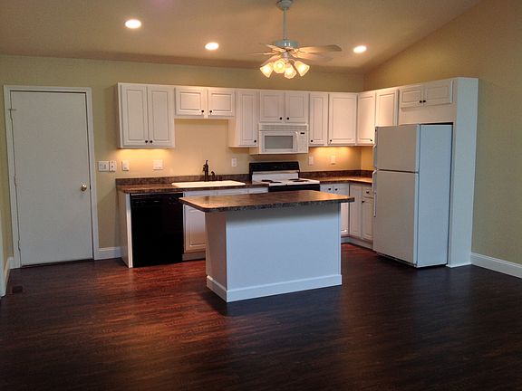 2nd image of 1639 Northbrooke Dr