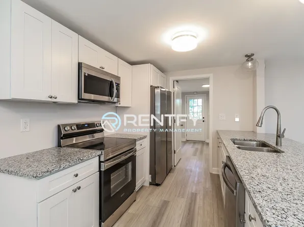 9304 Legranger Rd, Charlotte, NC 28262