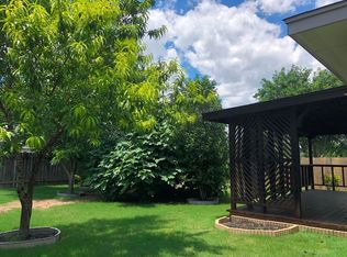 403 Ballentine Ct, Hutto, TX 78634