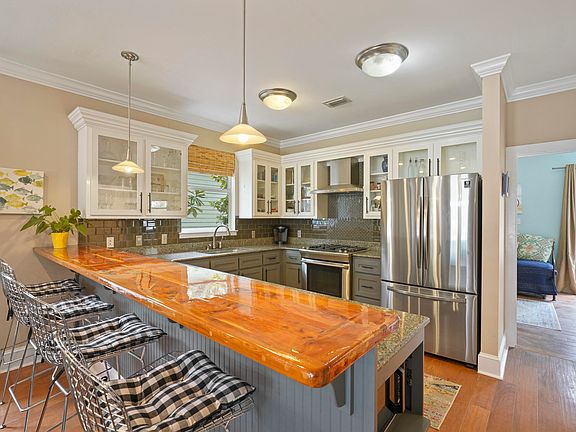 3rd image of 173 Sugar Sand Ln