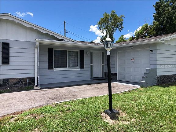 4th image of 3439 Pinehurst Dr