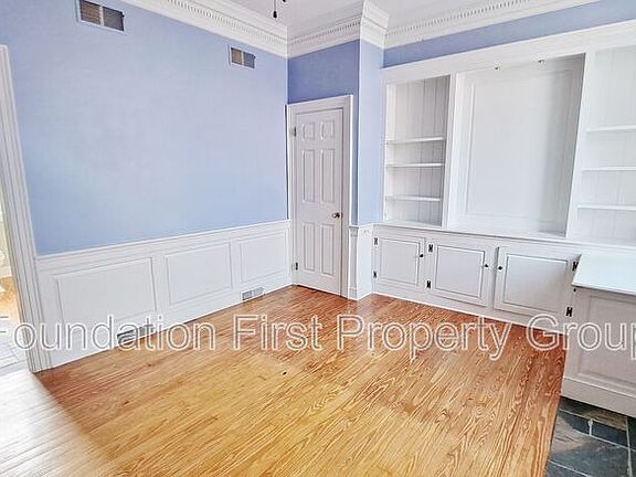 3rd image of 9 Baltimore St APT 3