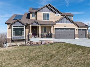 647 Ridge Top Cir, North Salt Lake, UT 84054