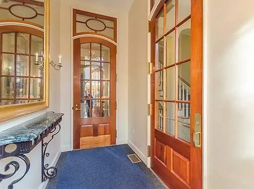 421 Hanover St #23 — Photo 12
