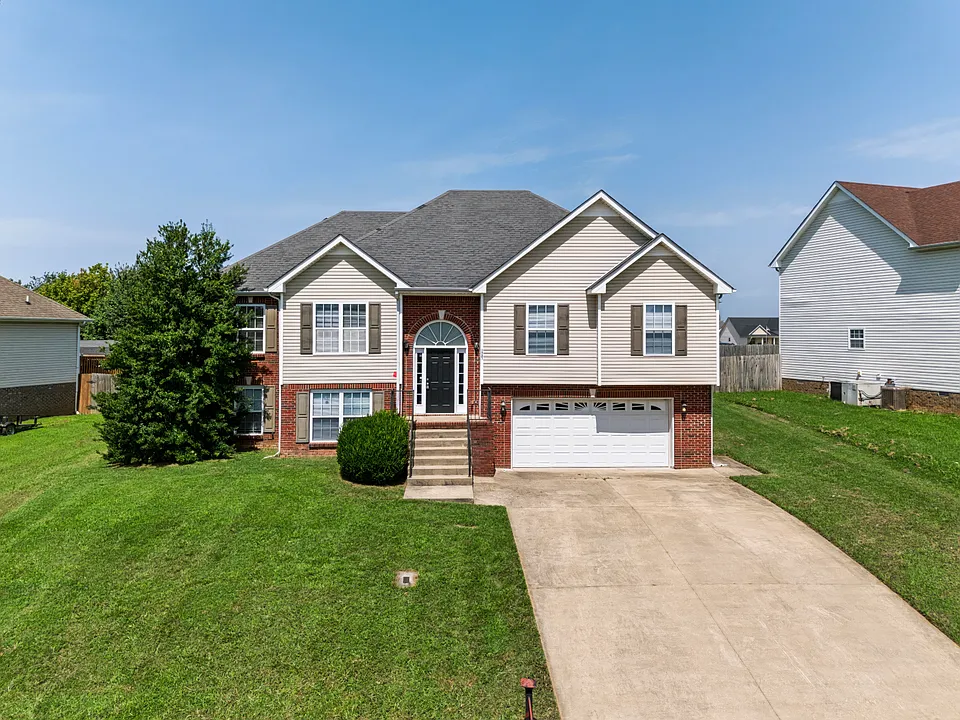 1724 Flagstone Dr