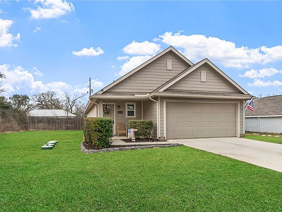 2nd image of 26431 Pin Oak Dr