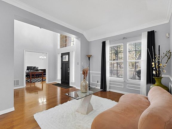 5th image of 1808 Paddington Ct