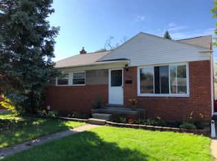 24685 Johnston Ave, Eastpointe, MI 48021