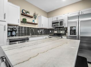 8445 N 22nd Dr, Phoenix, AZ 85021