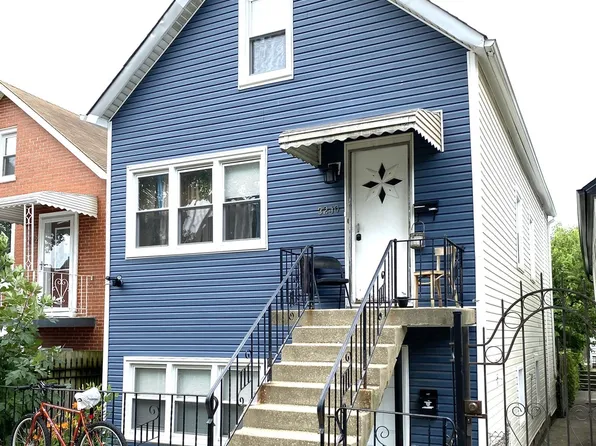 3240 S Carpenter St, Chicago, IL 60608