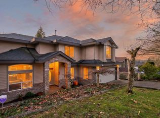 23854 Zeron Ave, Maple Ridge, BC V2W1E3