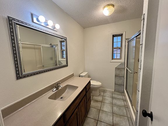 3rd image of 101 Texas Dr