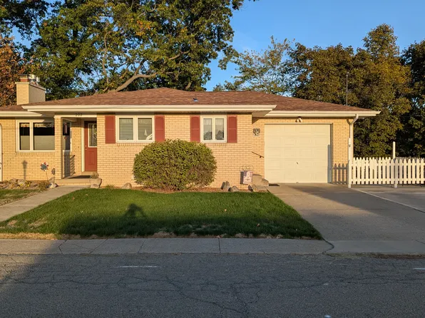 202 S Liberty St, Zelienople, PA 16063