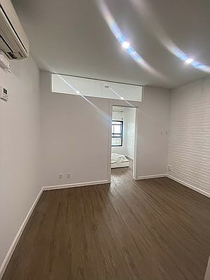 5th image of 42 Peck Slip APT 5D