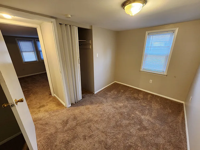 1353 S Linville Ave — Photo 14