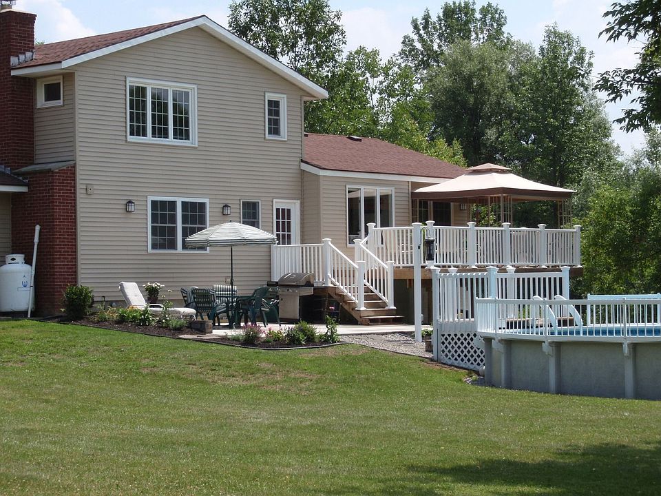 2nd image of 1241 Johnson Rd