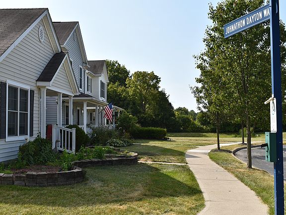 2nd image of 382 Jonathon Dayton Way