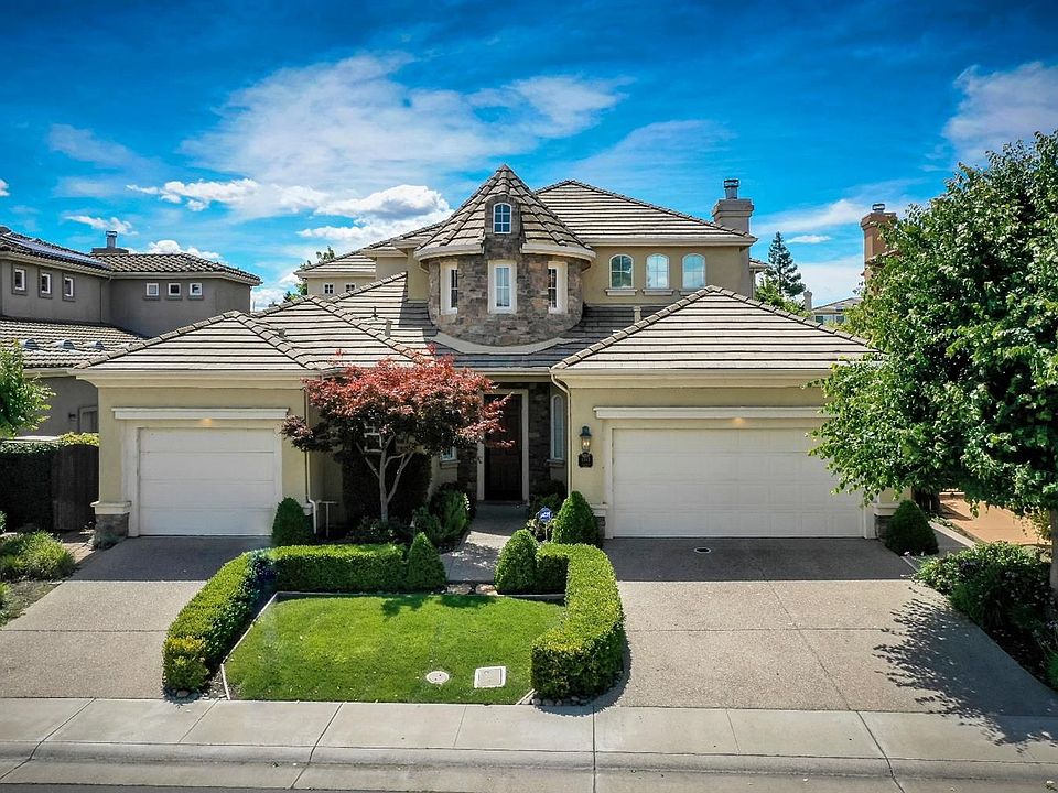 1st image of 4565 Spyglass Dr