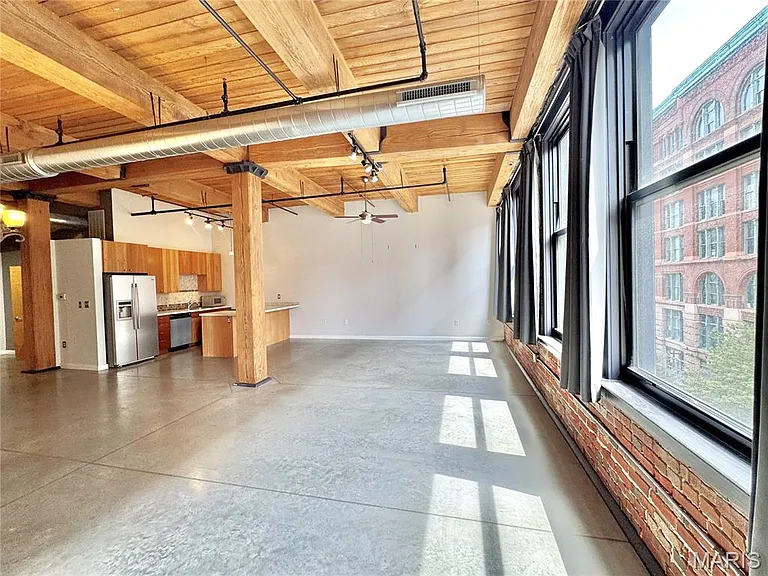 1015 Washington Ave #401 — Photo 13