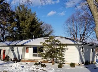 586 Wilson St, Green Lake, WI 54941