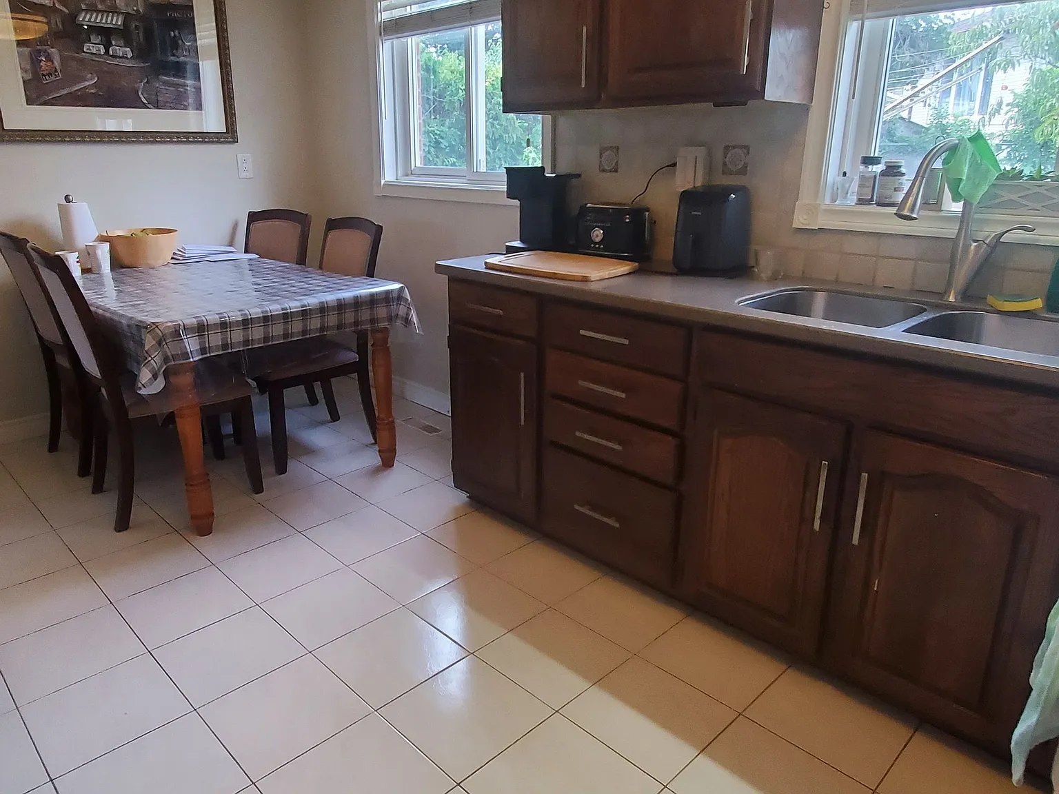 4 bed, $3,750 — Photo 3