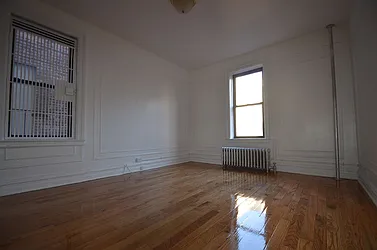 Rented by CITY SKYLINE REALTY INC
