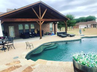127 Churchill Cir, Weatherford, TX 76085