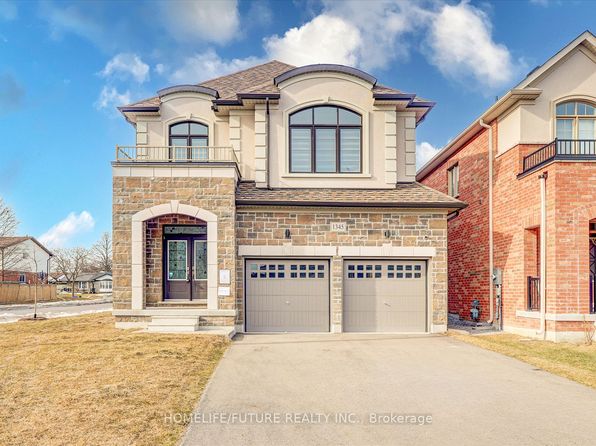1345 Apollo St, Oshawa, ON L1K 3E6