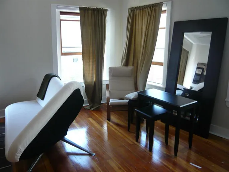 435 Hanover St #4 — Photo 8