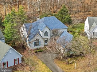 38 Lenape Dr, New Hope, PA 18938