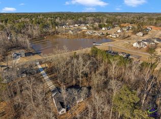 128 Piedmont Lake Dr, Gray, GA 31032