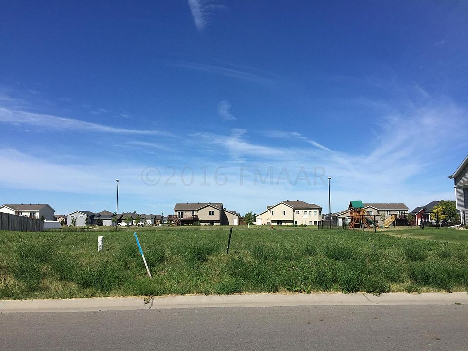 1st image of 3721 15th St S