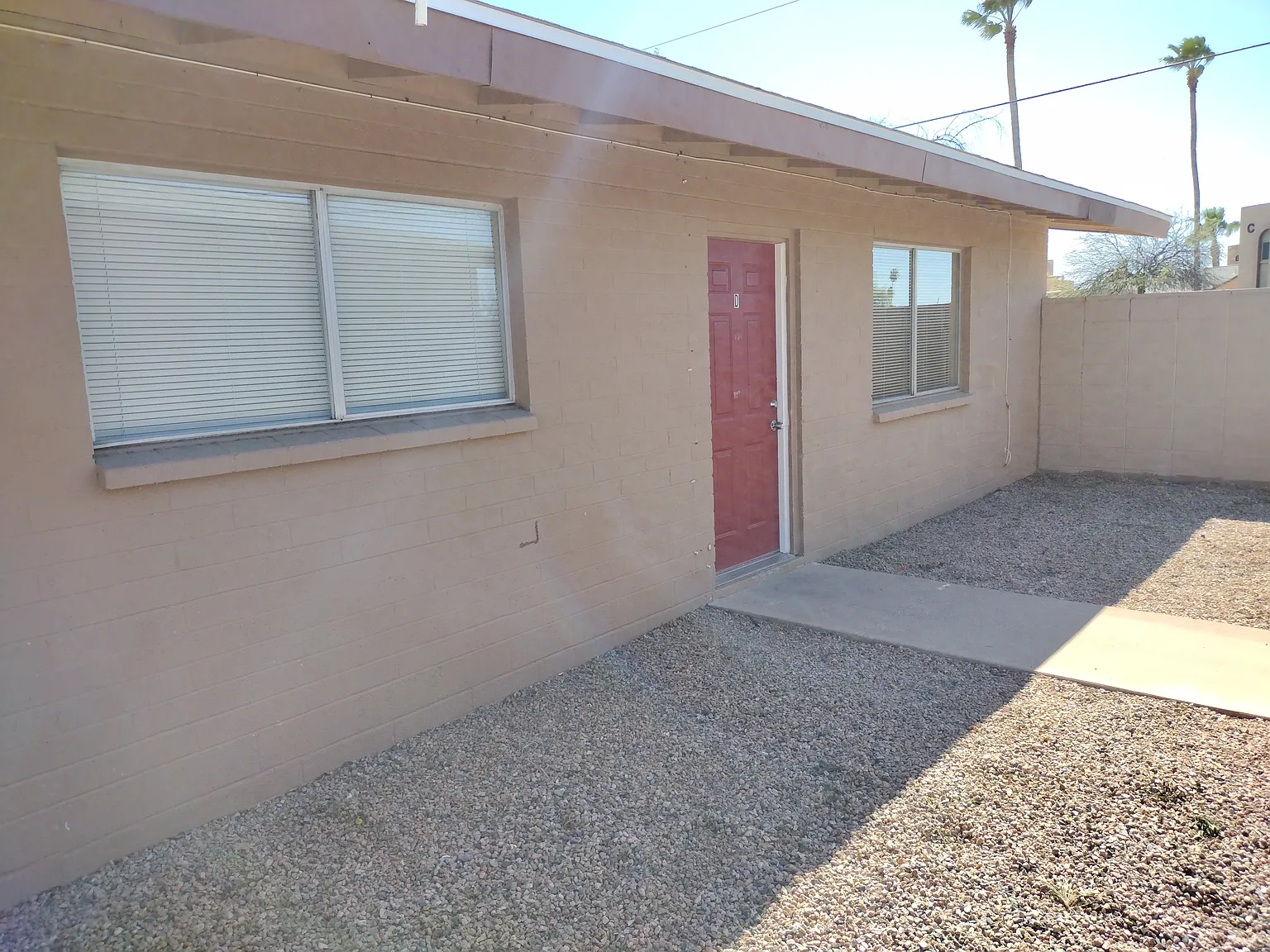 1 bed, 650 sqft, $995 — Photo 2