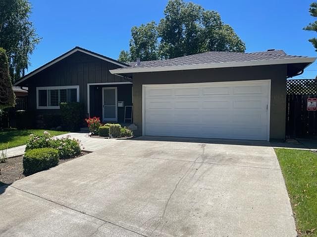 1st image of 2115 Anthony Dr