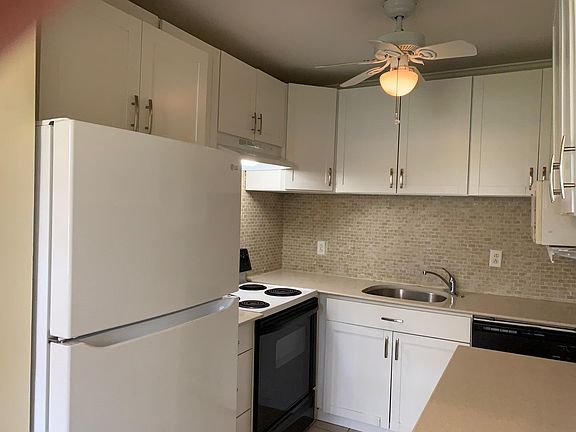 2nd image of 315 Norwich N