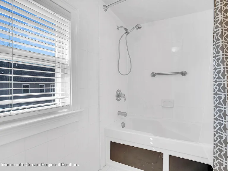 140 Idlewood Ave — Photo 20