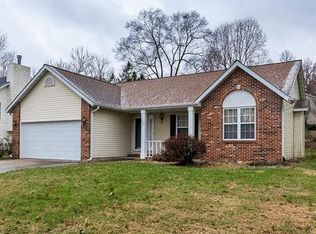 202 Forest Ridge Ct, Glen Carbon, IL 62034