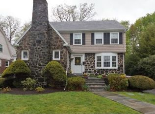 44 Lawrence Ln, Belmont, MA 02478