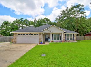 173 Arlen Dr, Midway, GA 31320
